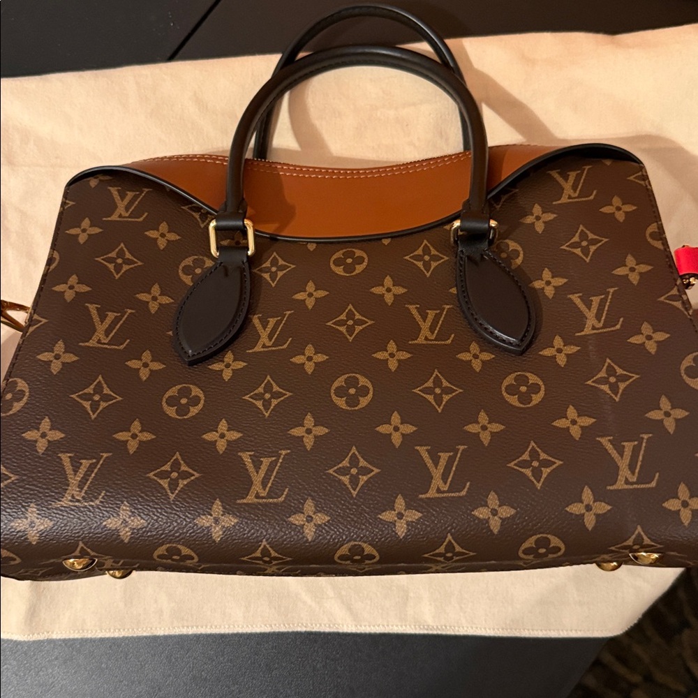 Louis Vuitton Tuileries Tote Monogram Handbag - Picture 8 of 12